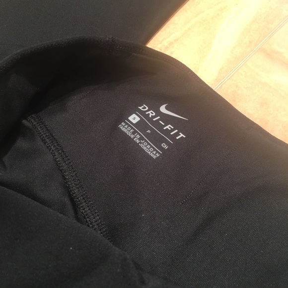 Nike pants - Picture 2 of 3